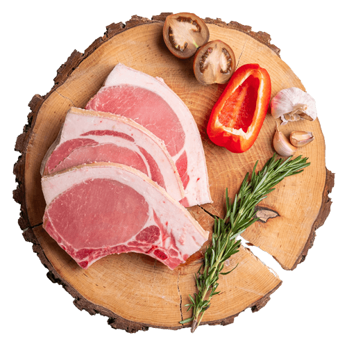 Diversos preparados y cortes de carne en bandeja plástica